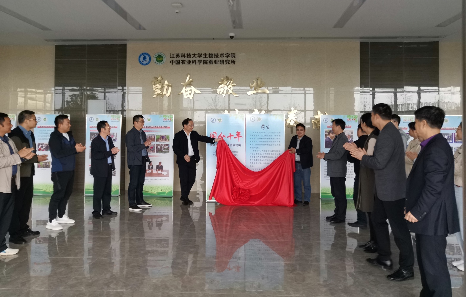 QQ图片20221101145445 - 副本.jpg