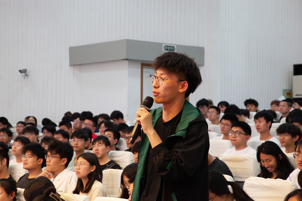 1715414658114877.jpg 1715414658114877.jpg