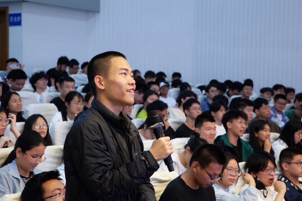 1715414667559918.jpg 1715414667559918.jpg