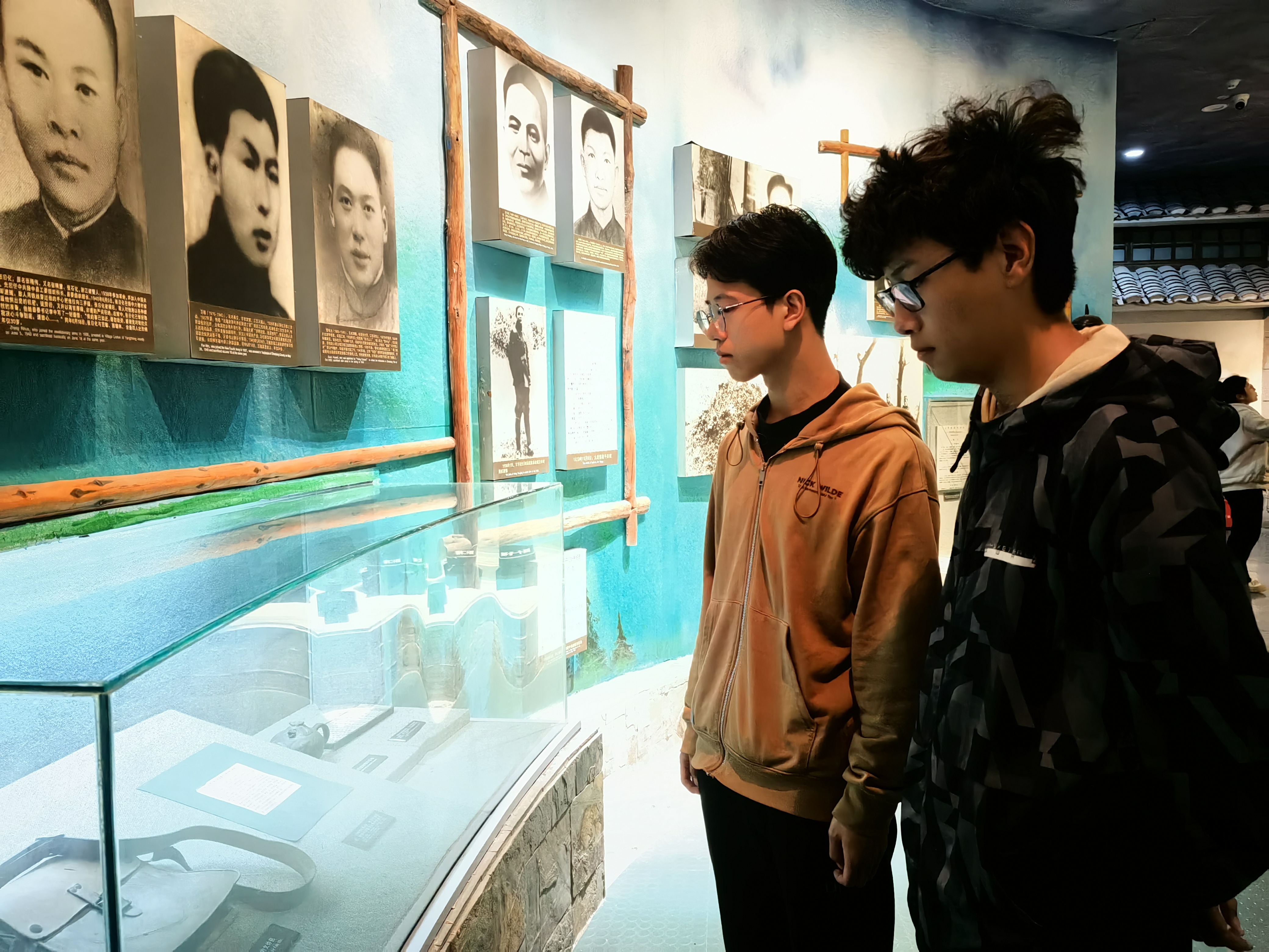 1712243222213281.jpg 1712243222213281.jpg